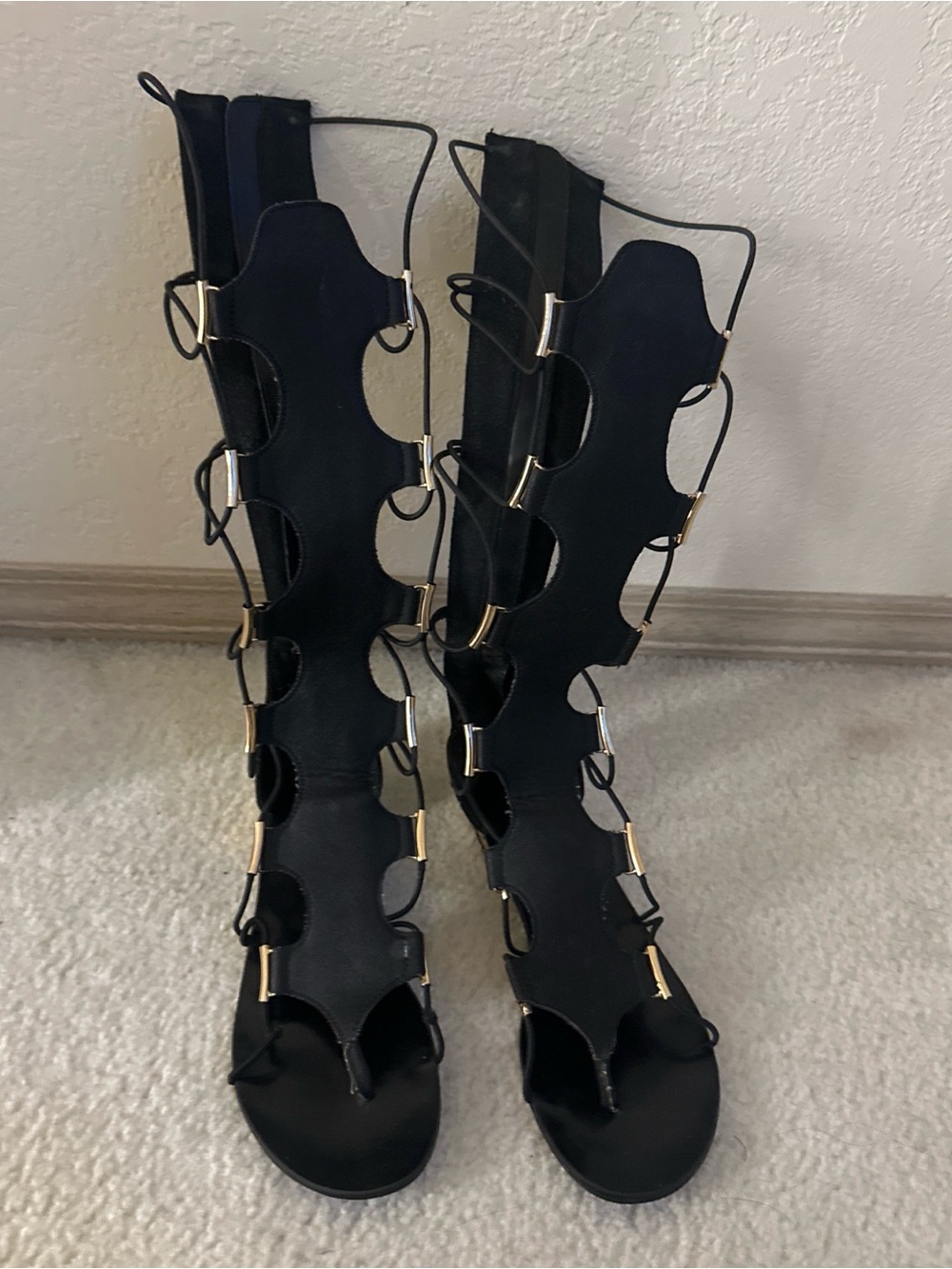 Black Gladiator Knee-High Sandals - Women